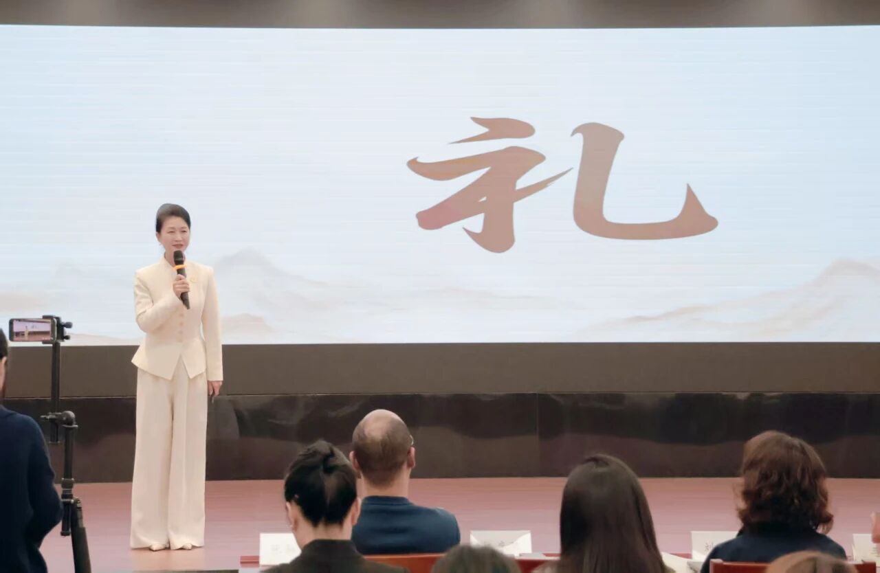 微信图片_2025-11-01_195548_467.jpg 微信图片_2025-11-01_195548_467.jpg